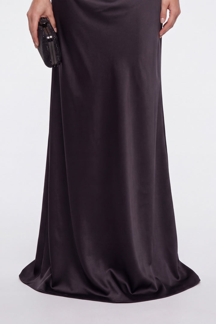 Kadın Siyah Straplez Yaka Dantel Detay Uzun Davet Elbisesi