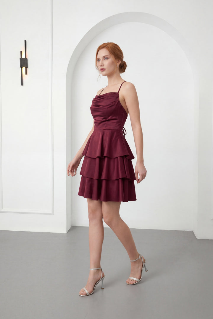 Kadın Bordo İnce Askılı Degaje Yaka Mini Saten Mezuniyet Abiye Elbise