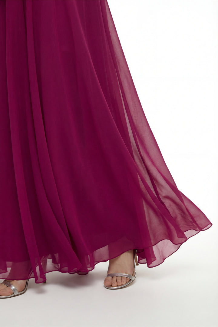 Kadın Bordo Straplez Yaka Taşlı Peplum Detay Uzun Abiye Elbise