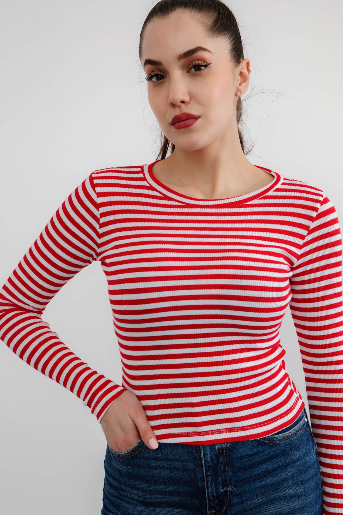 Kadın Ekru-Kırmızı Fitilli Uzun Kollu Crop Bluz