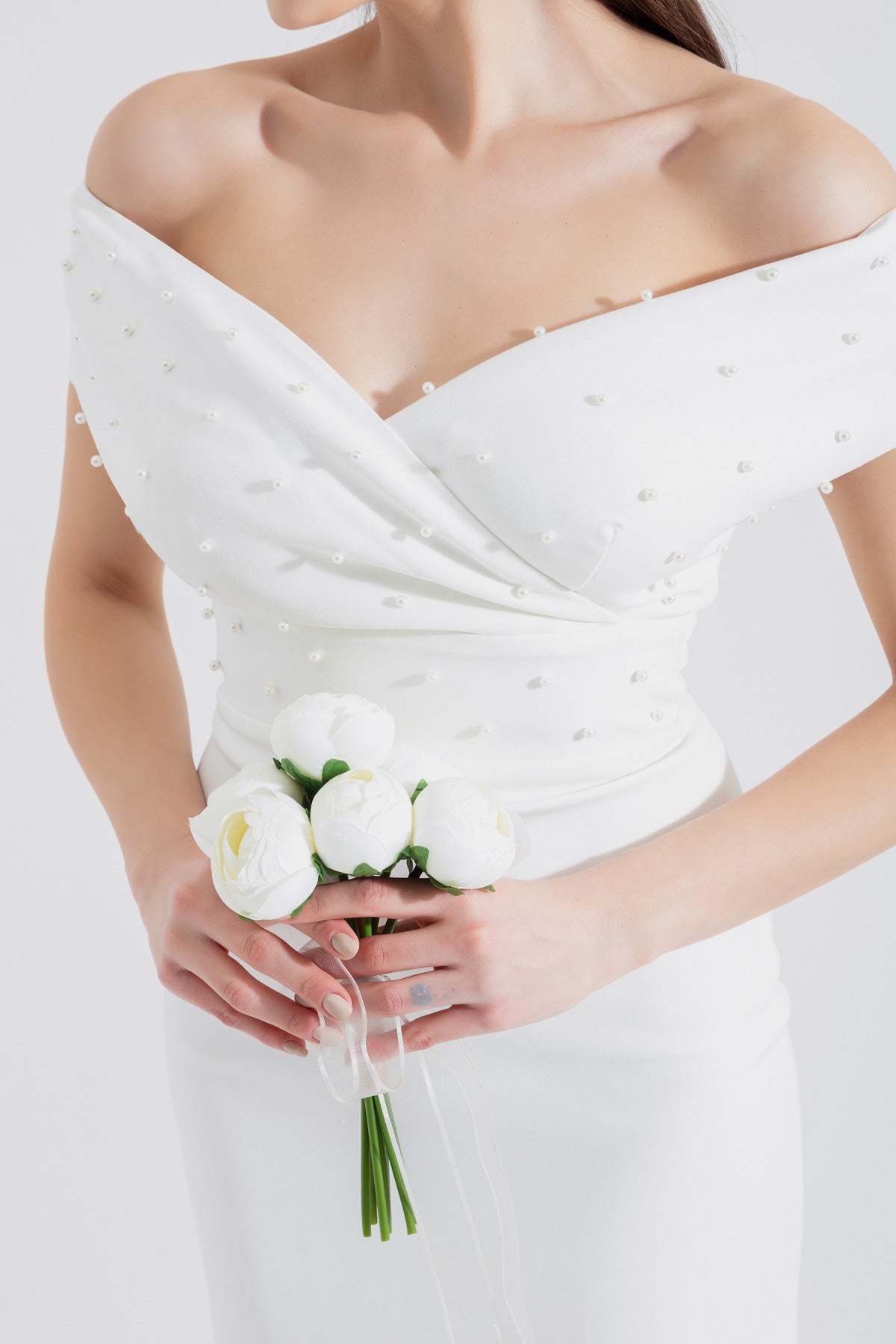 Kadın Beyaz Dar Kalıp Kruvaze Yaka İncili Söz Nişan Nikah Abiye Elbise