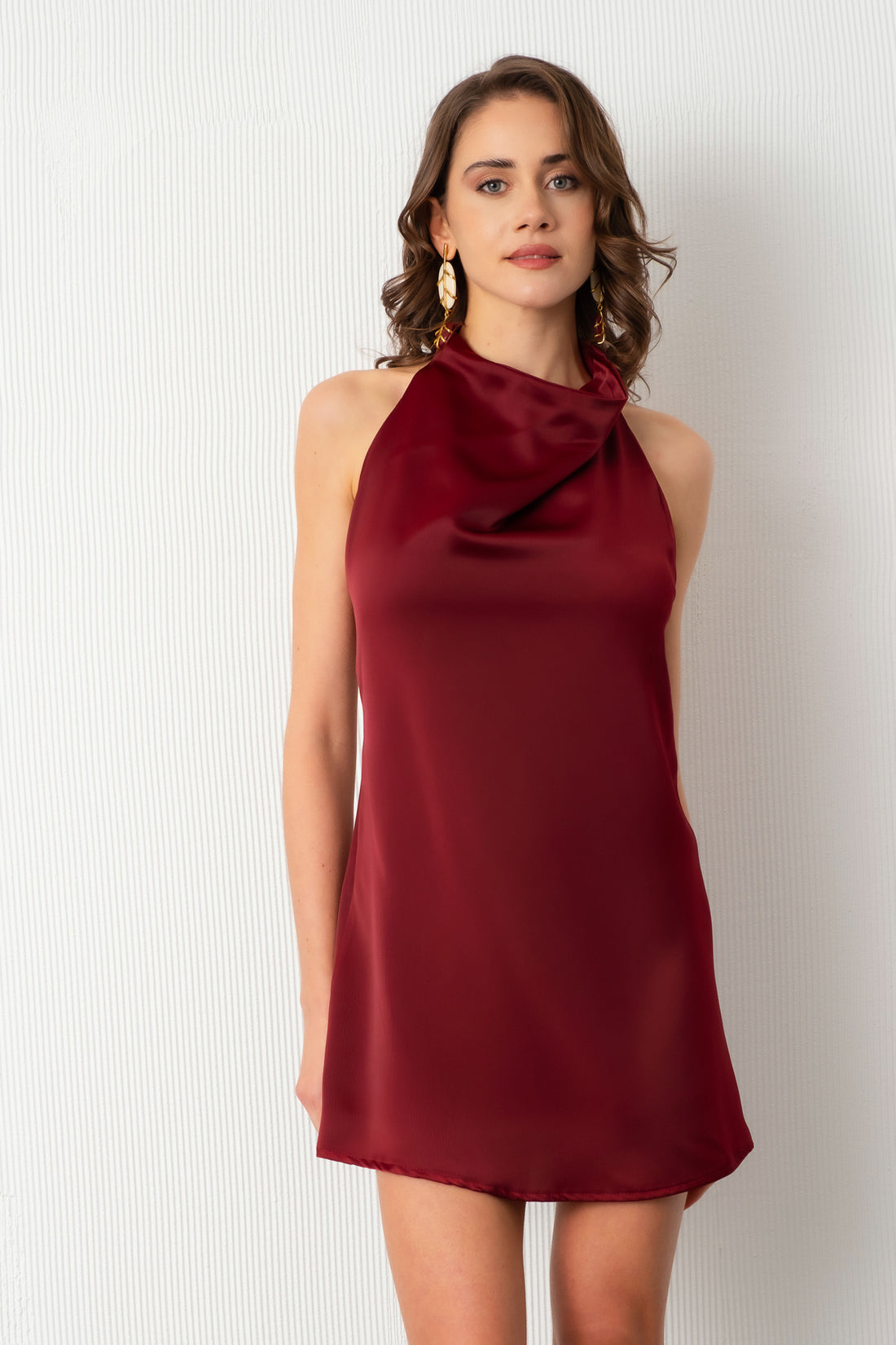 Kadın Bordo Halter Yaka Mini Saten Abiye Elbise