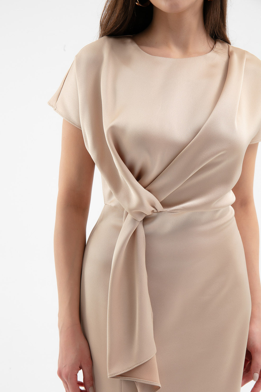 Kadın Camel Dar Kalıp Yırtmaçlı Midi Saten Elbise