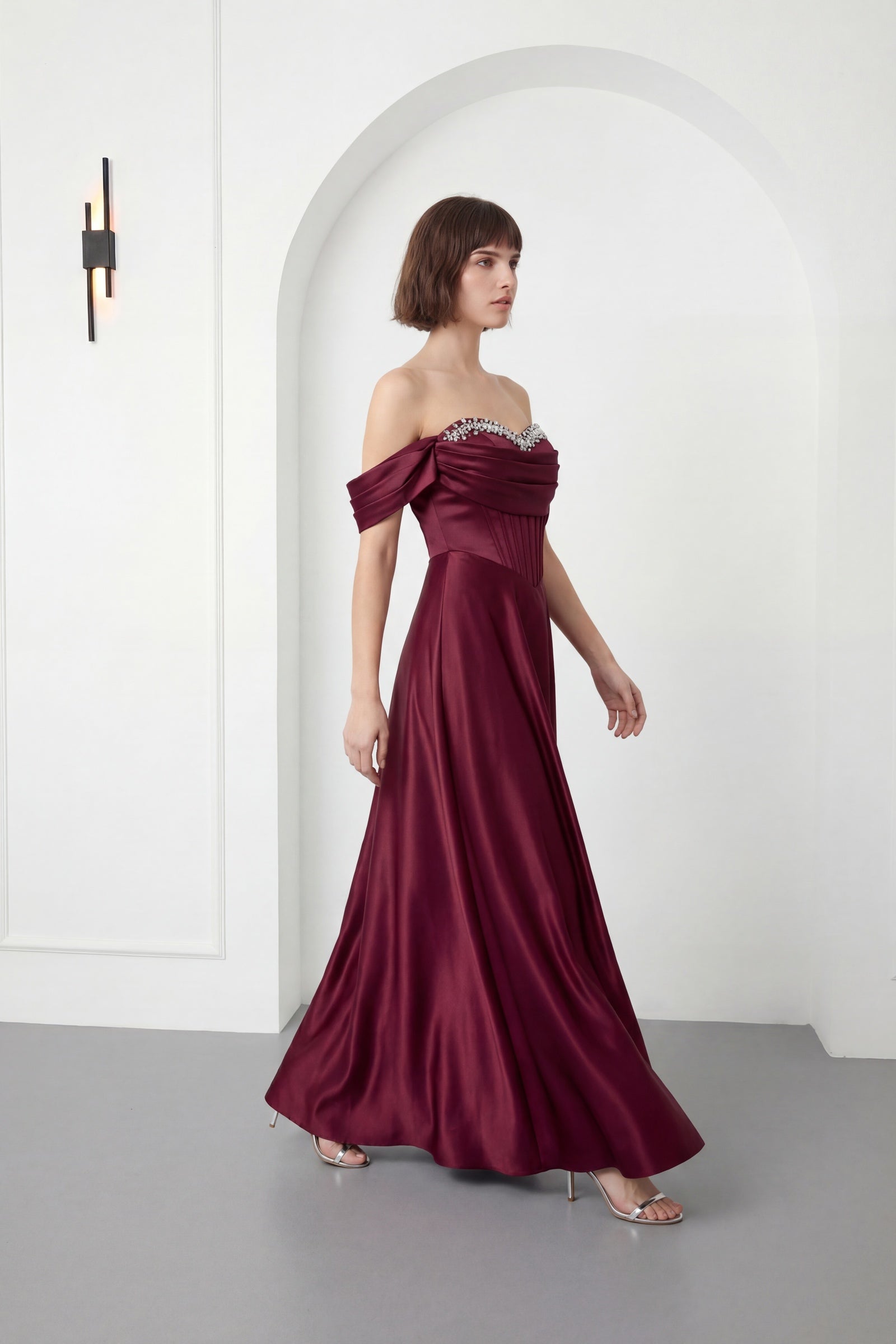 Kadın Bordo Kayık Yaka Taşlı Uzun Söz Nişan Nikah Abiye Elbise