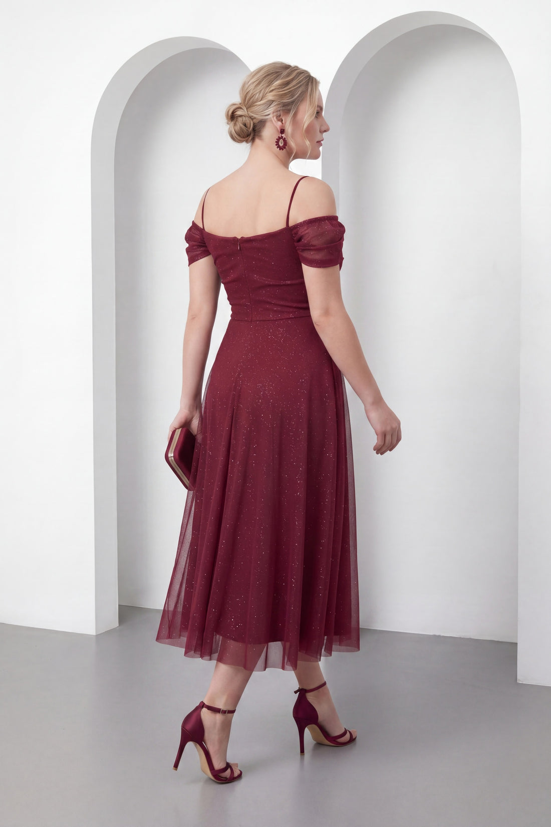 Kadın Bordo İnce Askılı Simli Midi Söz Nişan Nikah Abiye Elbise