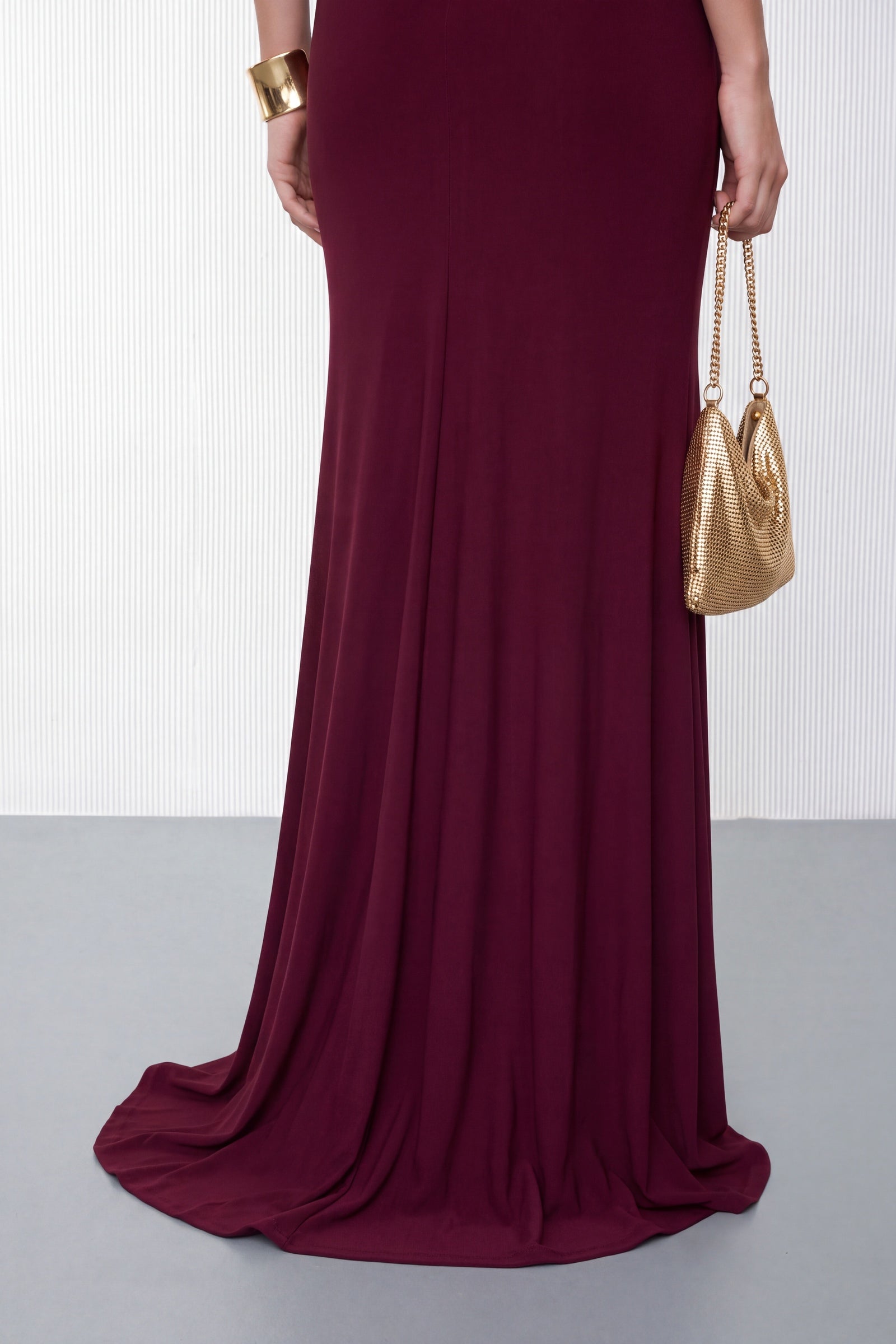 Kadın Bordo Askılı Drape Yaka Detaylı Uzun Davet Elbisesi