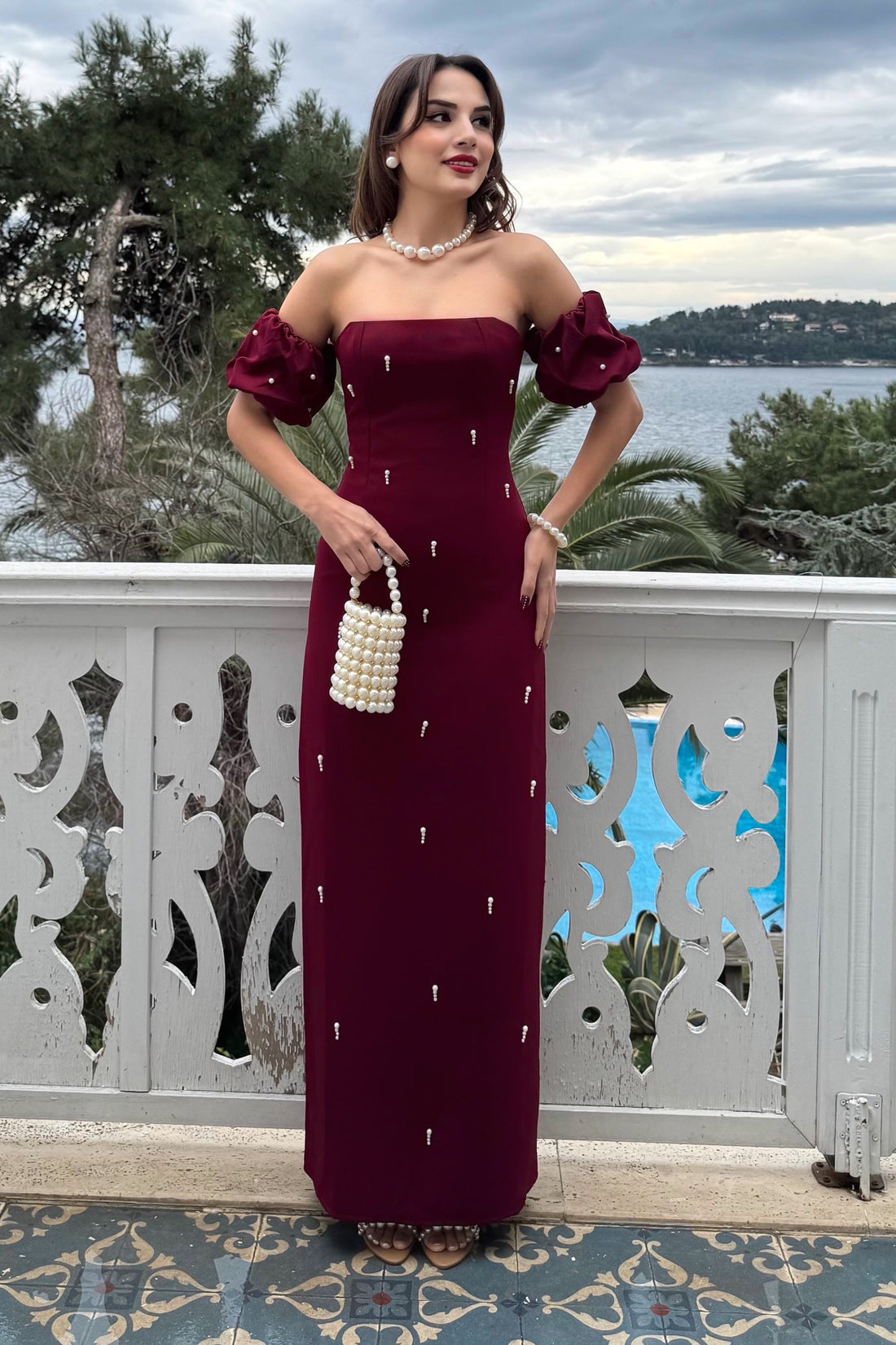 Kadın Bordo Straplez Yaka İnci İşlemeli Uzun Söz Nişan Nikah Elbise