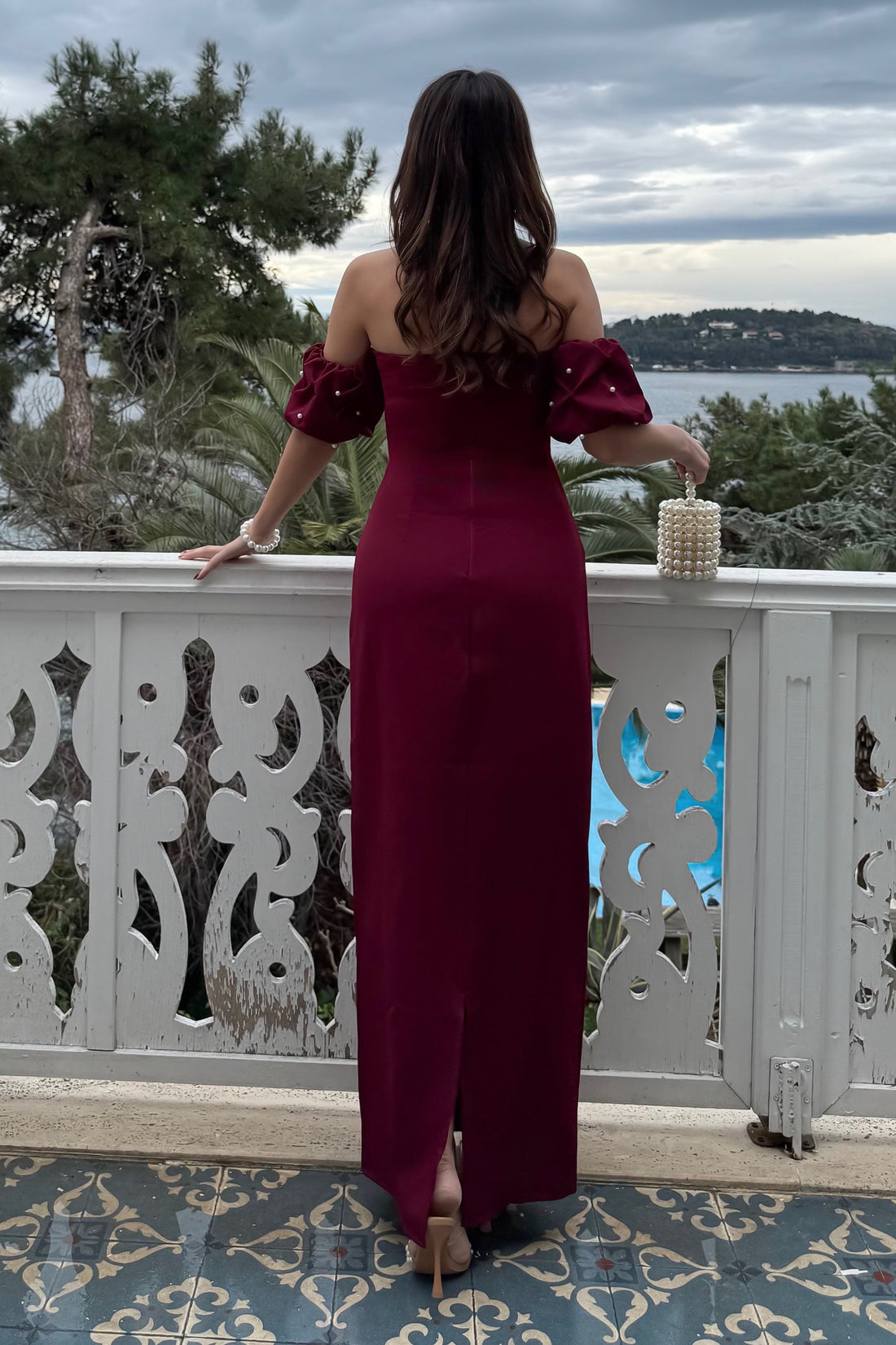 Kadın Bordo Straplez Yaka İnci İşlemeli Uzun Söz Nişan Nikah Elbise